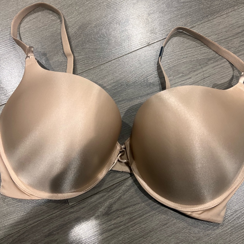 Victoria's Secret Smooth Nude Bra